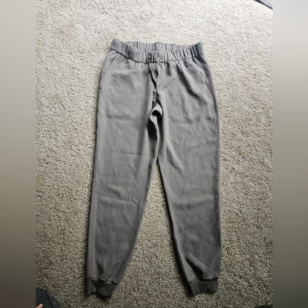 Lululemon On The Fly Jogger